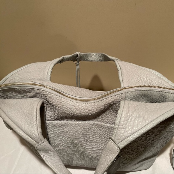 Powder Grey - Picture 4 of 8